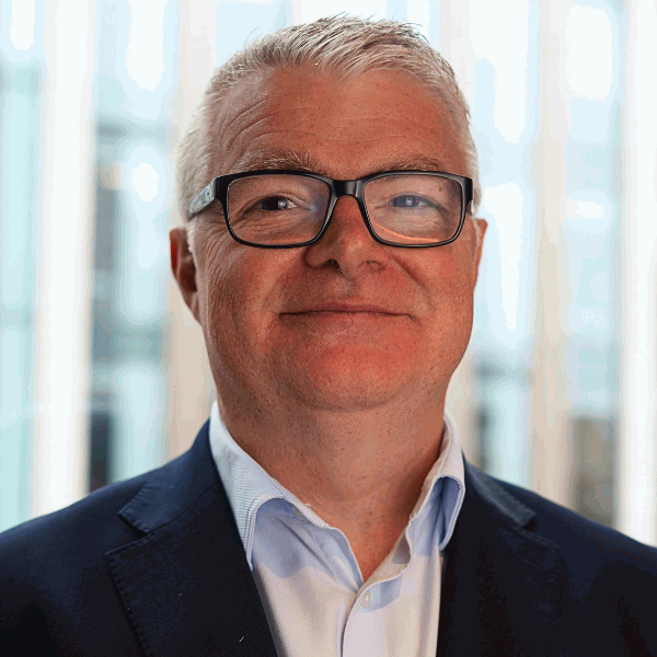 Richard Whittaker Headshot