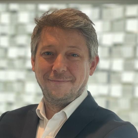 Thomas Mundy Headshot