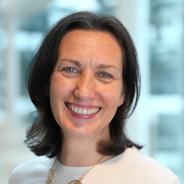 Victoria Acomb Headshot